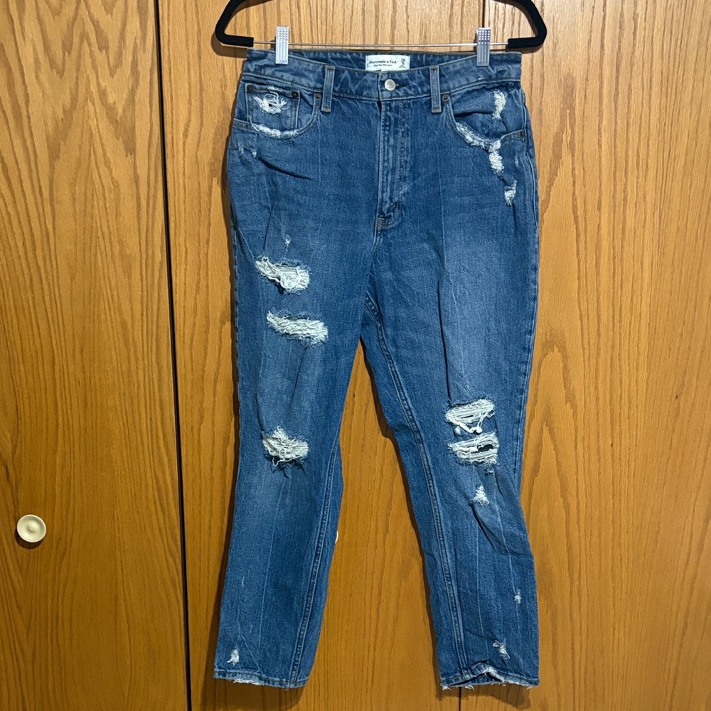 Abercrombie & Fitch curve love high rise mom jean distressed denim pants size 8 - Picture 2 of 7